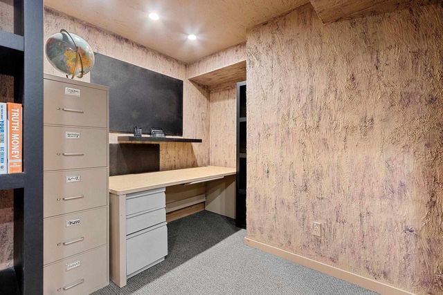 3718 WESTWOOD LANE, Manitowoc, WI 54220