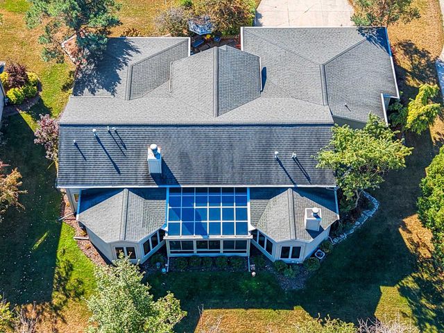 3718 WESTWOOD LANE, Manitowoc, WI 54220