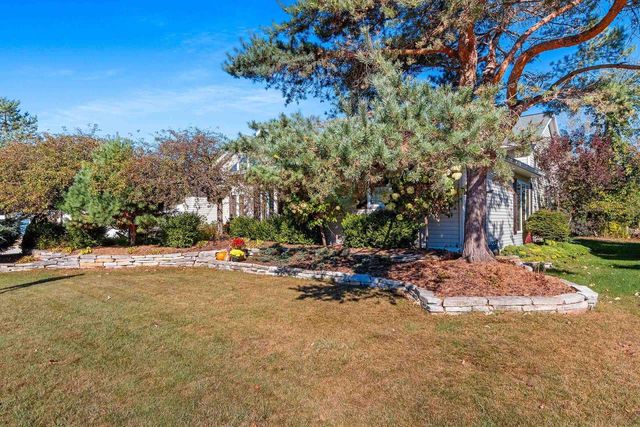 3718 WESTWOOD LANE, Manitowoc, WI 54220