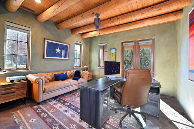 35 Vista Hermosa, Santa Fe, NM 87506