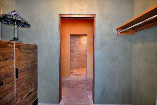 35 Vista Hermosa, Santa Fe, NM 87506