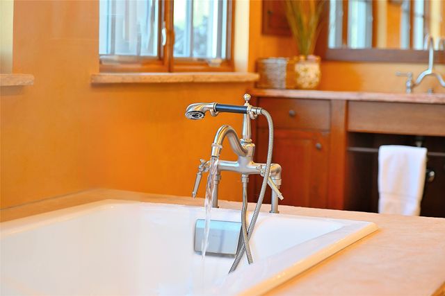 35 Vista Hermosa, Santa Fe, NM 87506