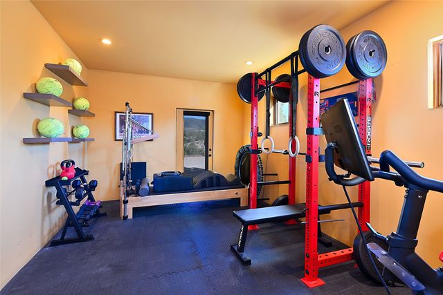 35 Vista Hermosa, Santa Fe, NM 87506