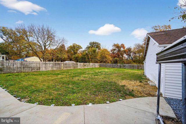 5918 ROBIN LN, Suitland, MD 20746