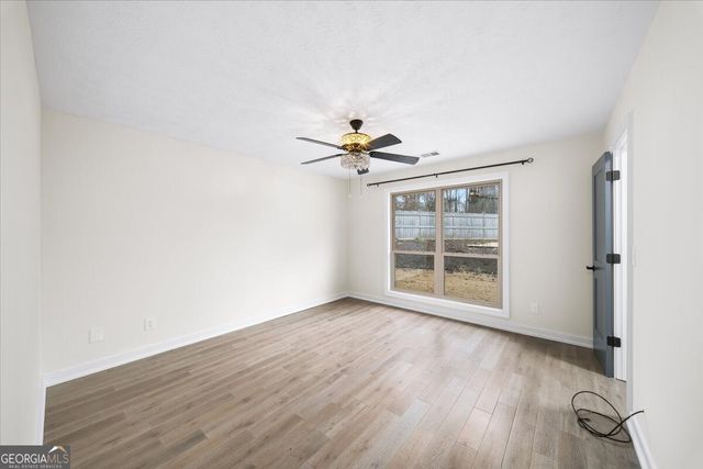 1365 Ridgefield Drive, Roswell, GA 30075