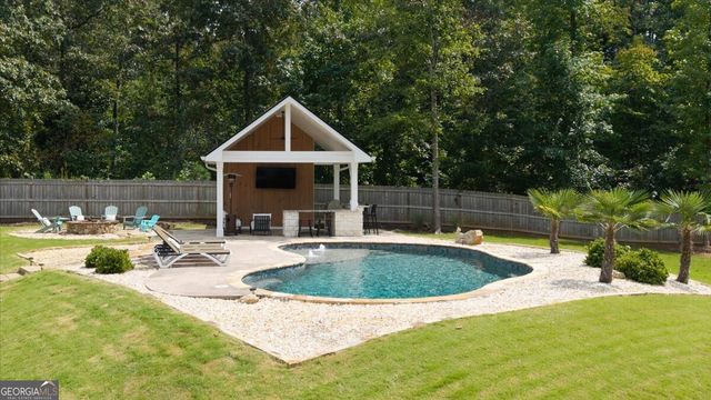 1365 Ridgefield Drive, Roswell, GA 30075