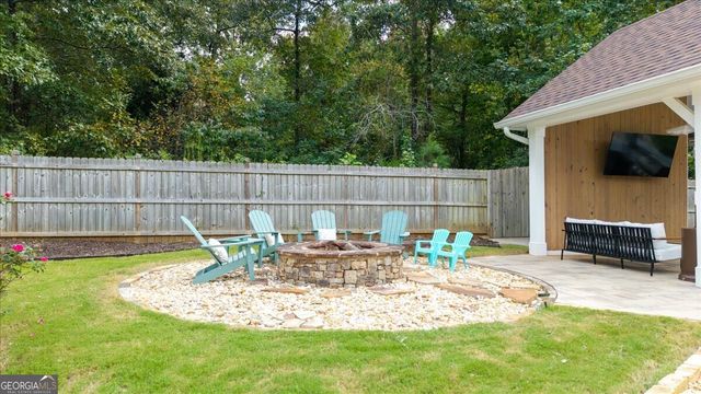 1365 Ridgefield Drive, Roswell, GA 30075