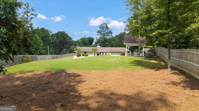 1365 Ridgefield Drive, Roswell, GA 30075