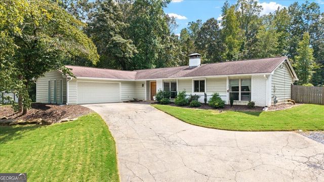 1365 Ridgefield Drive, Roswell, GA 30075
