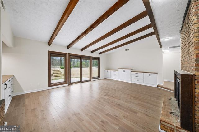 1365 Ridgefield Drive, Roswell, GA 30075