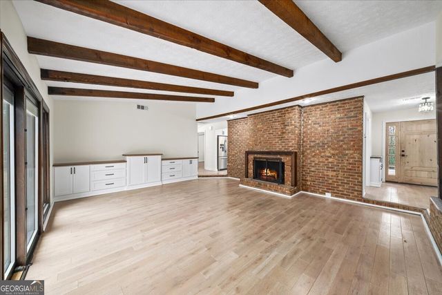 1365 Ridgefield Drive, Roswell, GA 30075