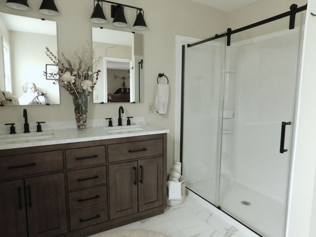 215 Elliott Ct, Columbia, TN 38401