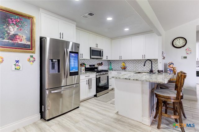 2911 Morningside Drive, New Braunfels, TX 78130