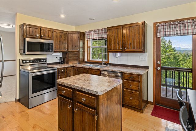 520 Canyon Heights Drive, Cle Elum, WA 98922