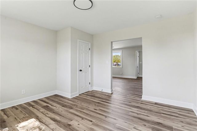 414 West RD, Portsmouth, VA 23707