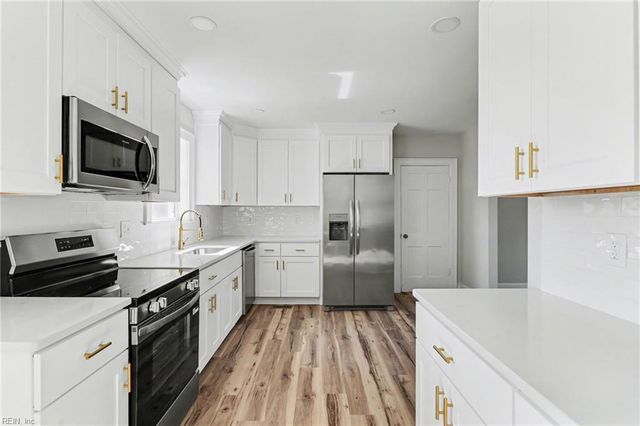 414 West RD, Portsmouth, VA 23707