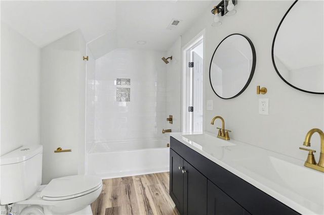 414 West RD, Portsmouth, VA 23707