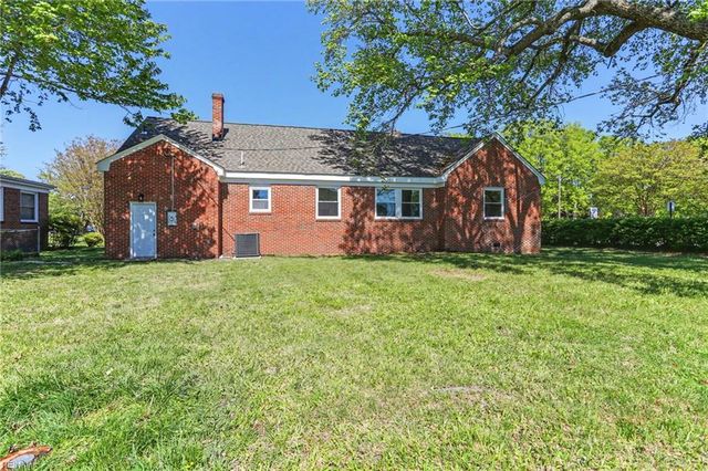 414 West RD, Portsmouth, VA 23707