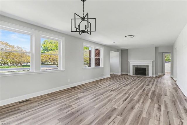 414 West RD, Portsmouth, VA 23707