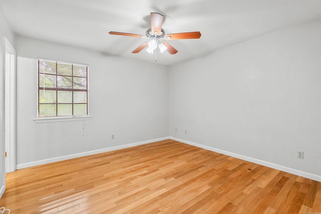65 Point West Circle, Little Rock, AR 72211