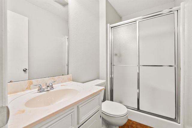 65 Point West Circle, Little Rock, AR 72211