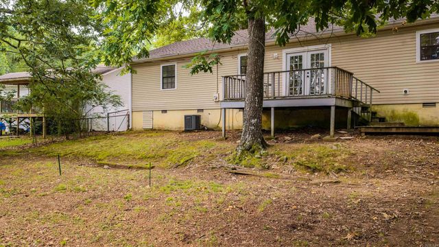65 Point West Circle, Little Rock, AR 72211