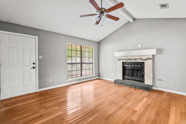 65 Point West Circle, Little Rock, AR 72211