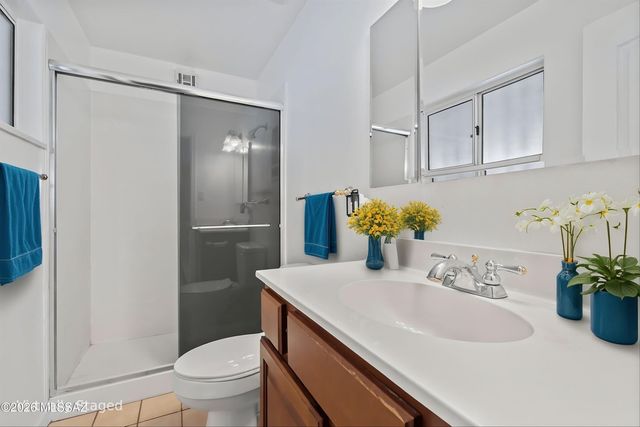 40 N Leonora Avenue, Tucson, AZ 85711