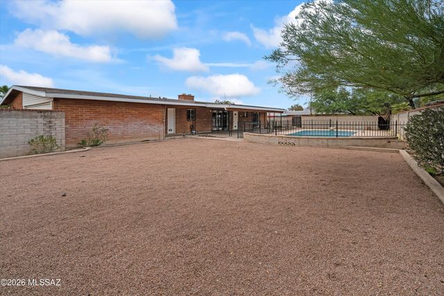 40 N Leonora Avenue, Tucson, AZ 85711