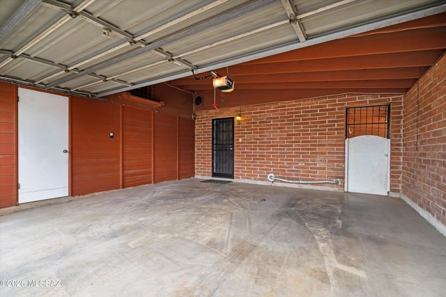 40 N Leonora Avenue, Tucson, AZ 85711