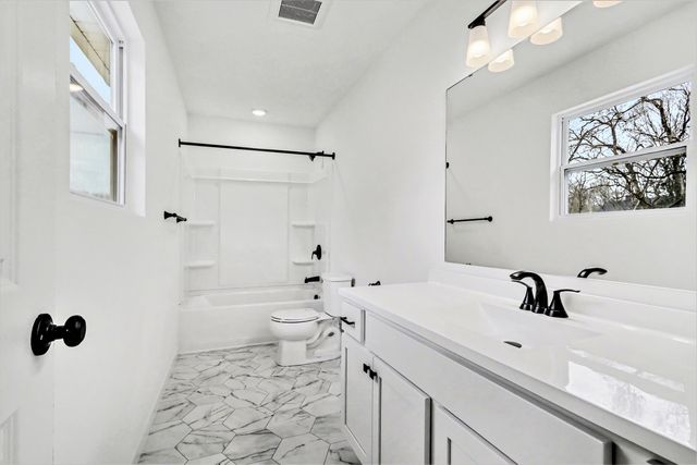 368 N Sherman Street, Allegan, MI 49010