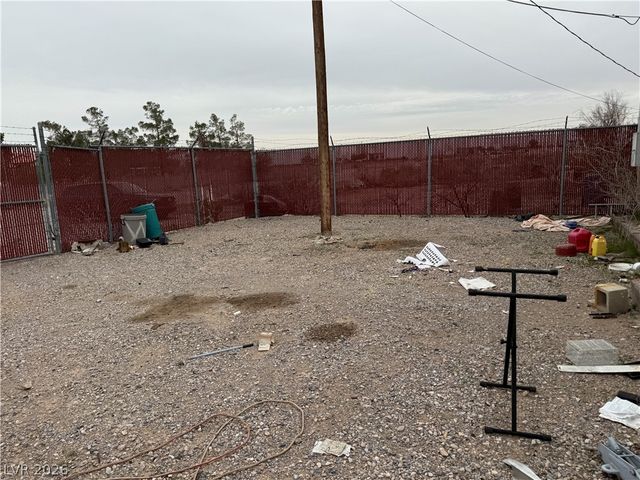 6510 Sobb Avenue, Las Vegas, NV 89118