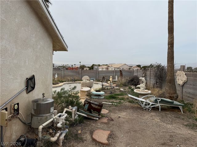 6510 Sobb Avenue, Las Vegas, NV 89118