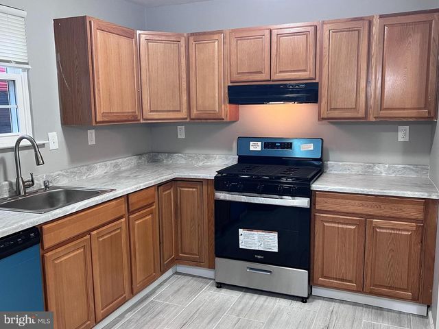 114 GLOUCESTER AVE, Lawnside, NJ 08045