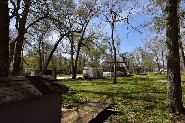 1510 Pine Grove Drive, Dickinson, TX 77539