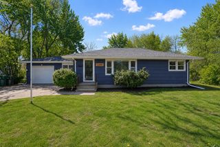 3349 49th Avenue N, Brooklyn Center, MN 55429