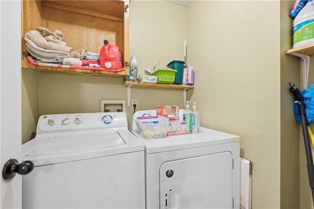 112 NE 6th Street, Blue Springs, MO 64014