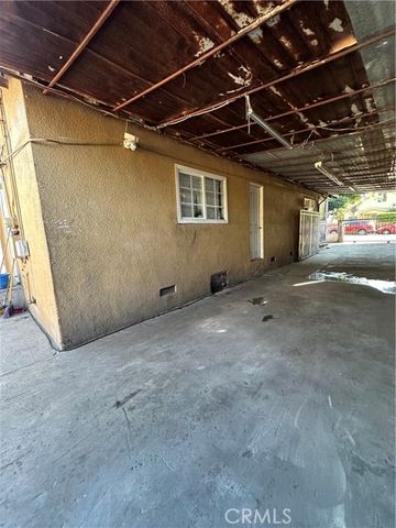 1151 E 71st, Los Angeles, CA 90001