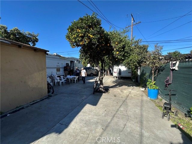 1151 E 71st, Los Angeles, CA 90001
