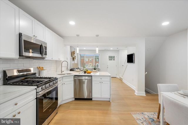 606 CHARRAWAY RD, Baltimore, MD 21229