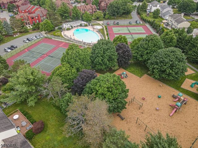 91 Nottingham Sq, Washington Twp., NJ 07853