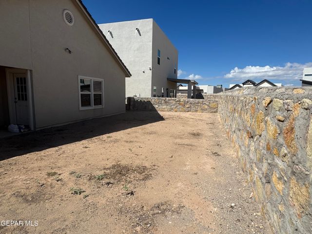 13237 COLDHAM Street, Horizon City, TX 79928