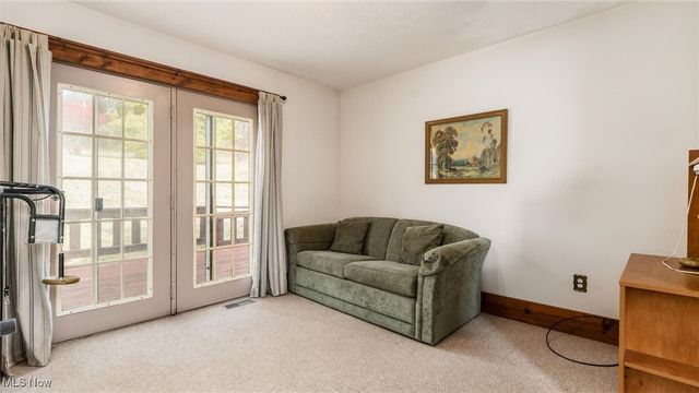 3455 National Road, Zanesville, OH 43701