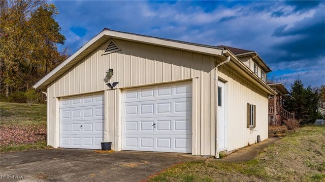 3455 National Road, Zanesville, OH 43701