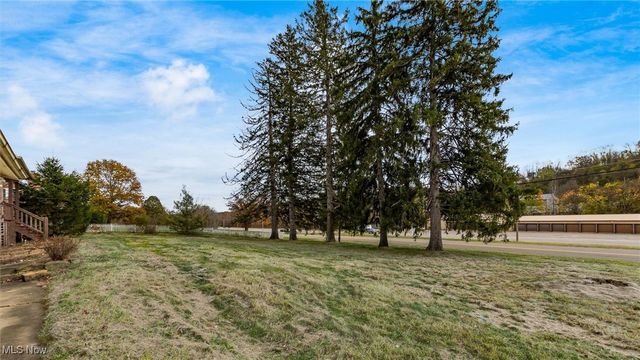 3455 National Road, Zanesville, OH 43701