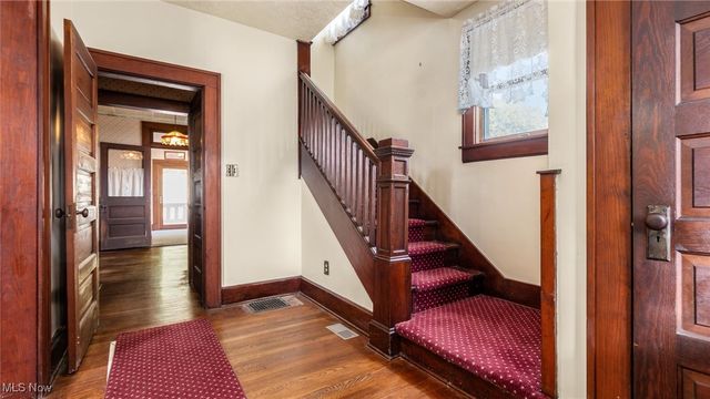 3455 National Road, Zanesville, OH 43701