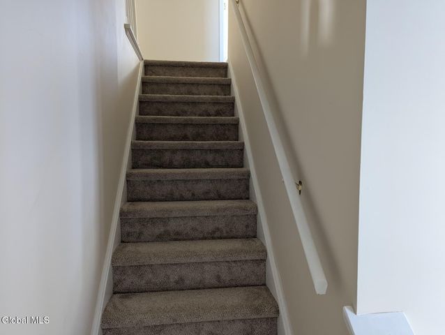 13 Erie Court, Waterford, NY 12188