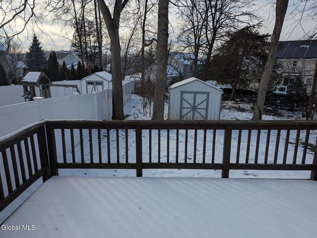 13 Erie Court, Waterford, NY 12188