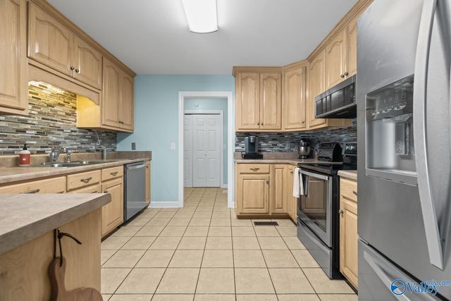 25645 Nellie Faye Circle, Ardmore, AL 35739