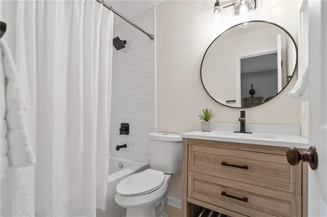 2506 Queen Anne Court, Sandy Springs, GA 30350